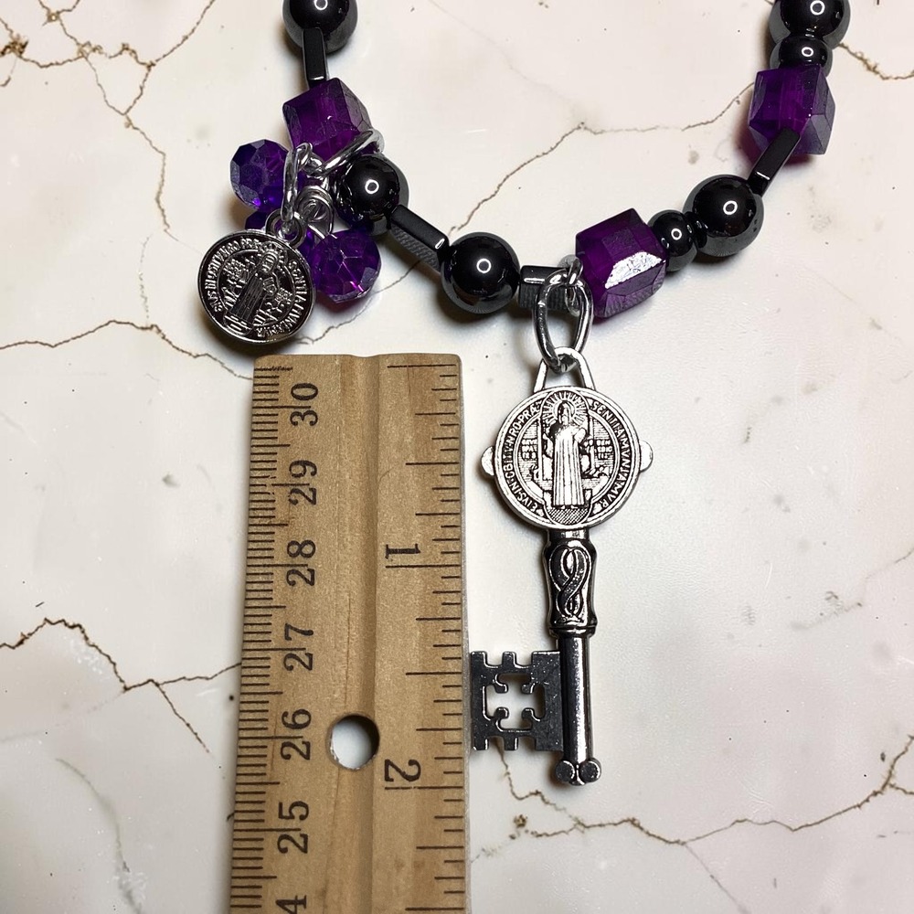 Saint Benedict Hematite Purple Crystal Key Charm Stretch Bracelet Religious - Picture 4 of 6